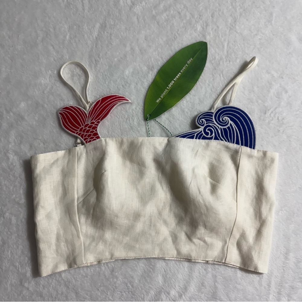 FARM RIO BLUE STRIPES TAIL AND WAVE TOP OFF - WHITE